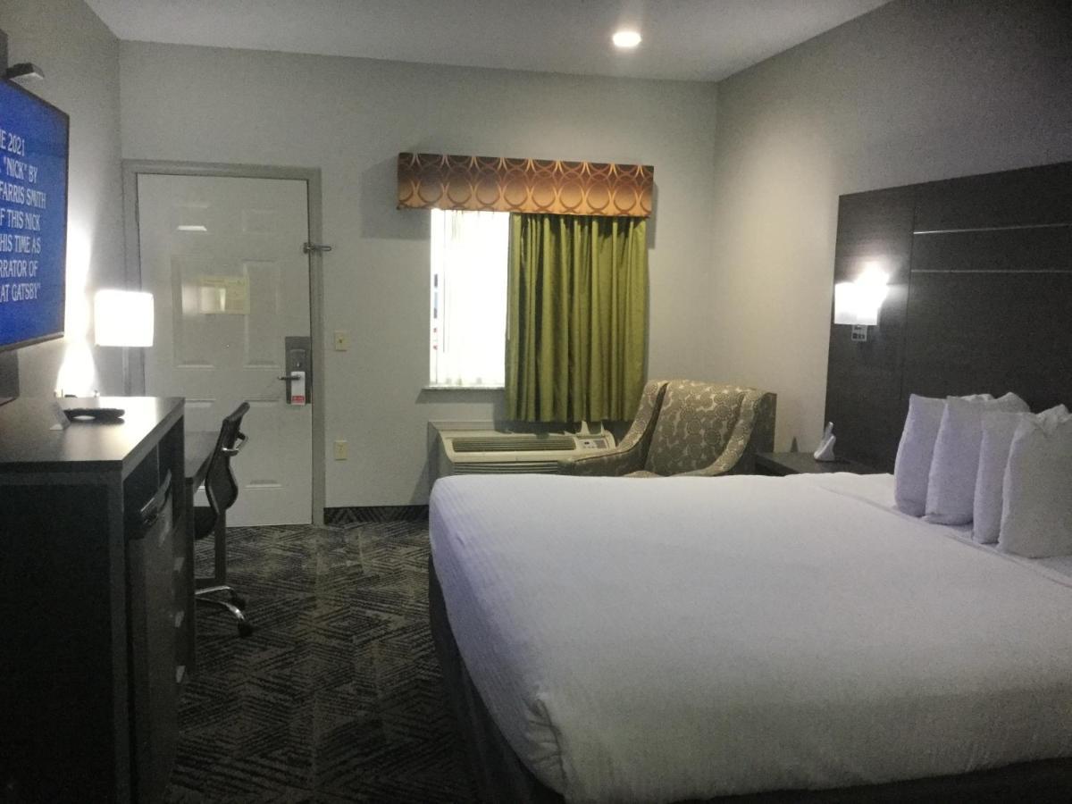 Muskogee Inn And Suites Εξωτερικό φωτογραφία